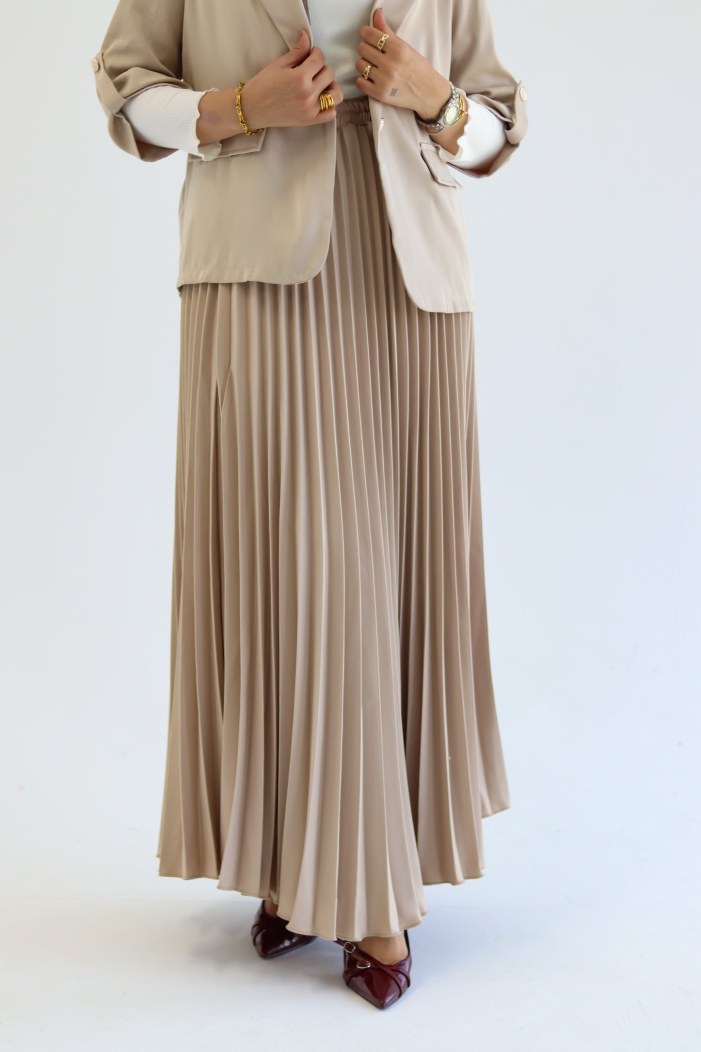 Lina - Pleated Skirt in Biege
