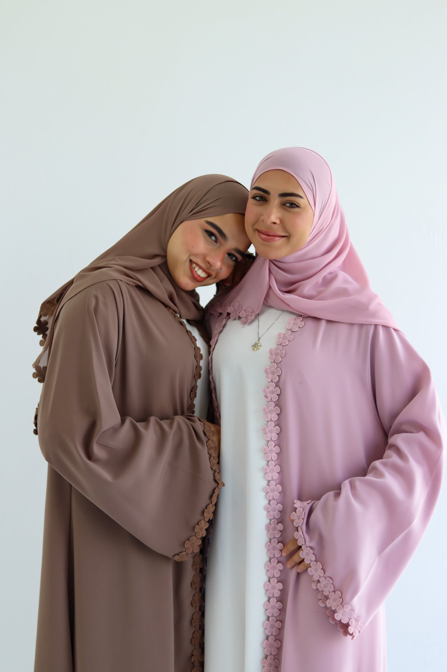 Warda Abaya