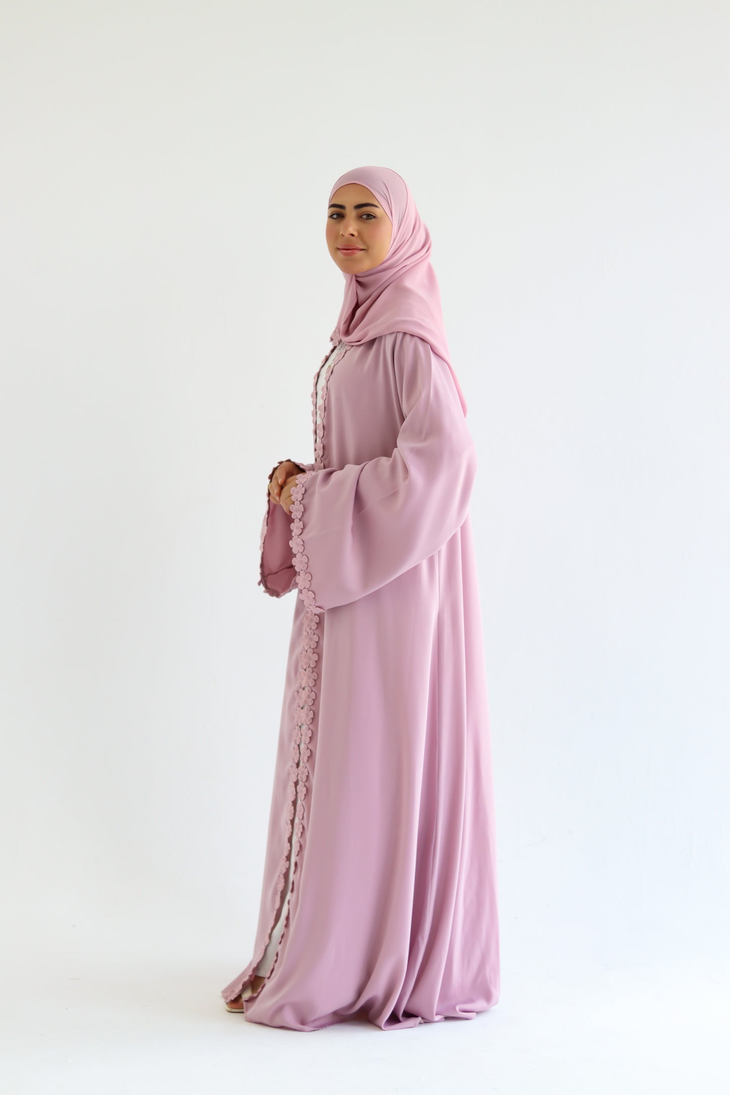 Warda Abaya